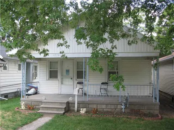 2739 Starr Ave, Oregon, OH 43616