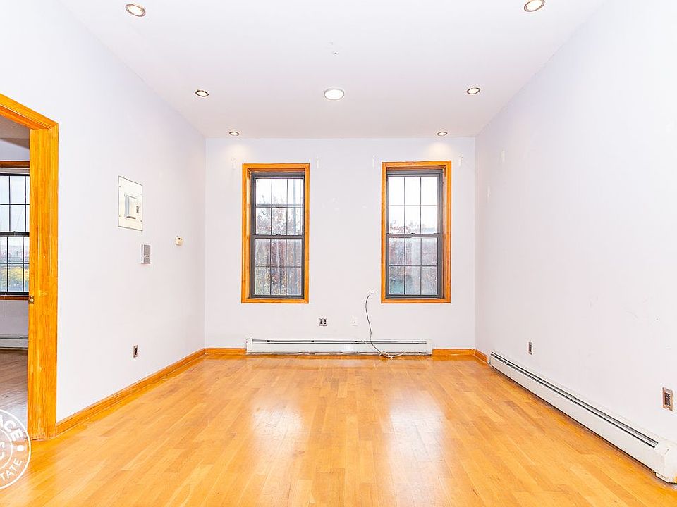 1st image of 165 Central Ave #3H