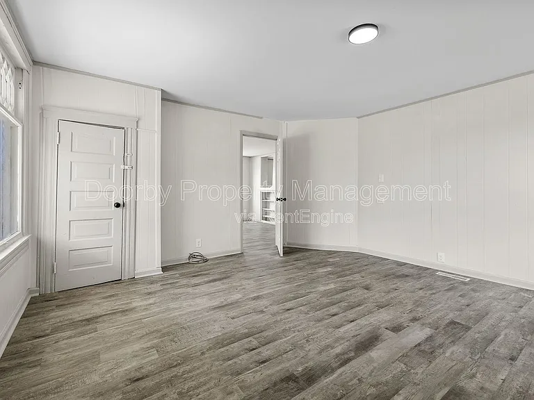 1601 Arlington Ave — Photo 21