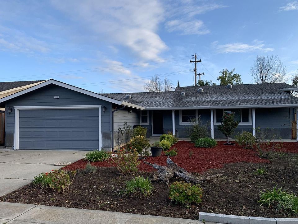 1st image of 947 Rosette Ct