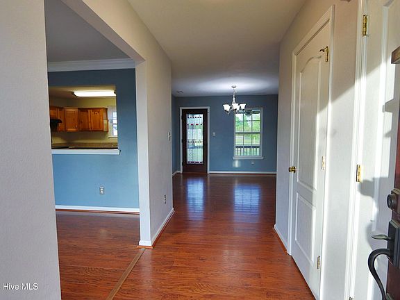2nd image of 104 Cotton Court