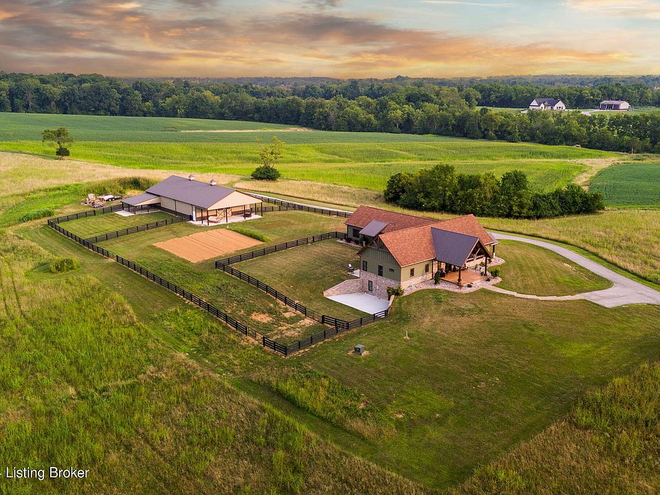 1st image of 1032 Chatman Ln
