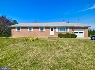 51 Ceramic Dr, Martinsburg, WV 25405