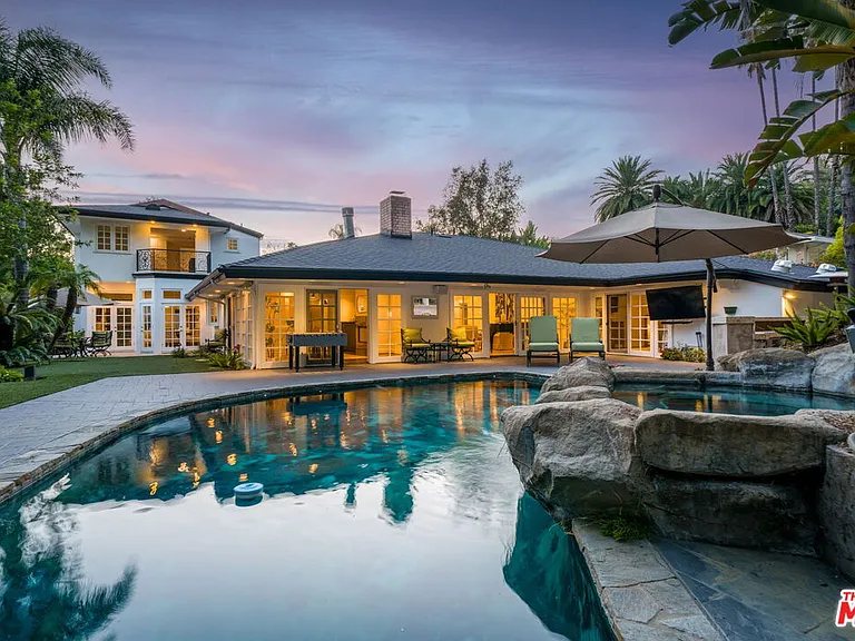 9023 Alto Cedro Dr — Photo 1