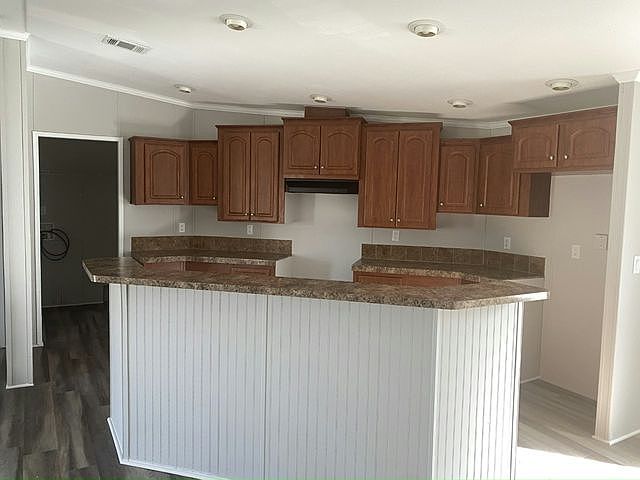 1st image of 213 W Tanglewood Dr #632