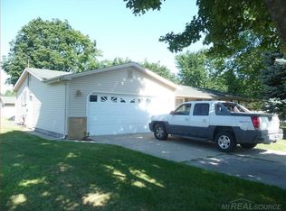 3101 N Range Rd, Pt Huron, MI 48060