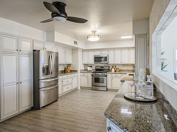 5th image of 13863 N Tan Tara Dr