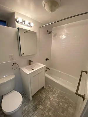 Rented by Compass | media 13