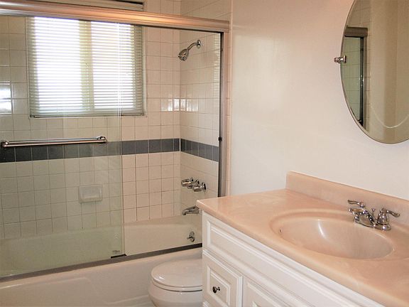 5th image of 1122 Cordova St APT 1
