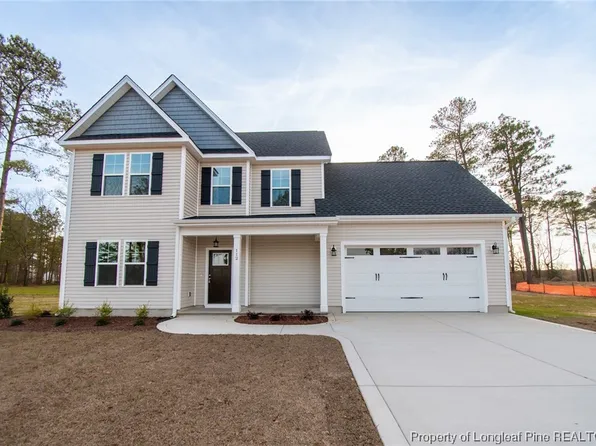 112 Pine Needle Dr, Salemburg, NC 28385