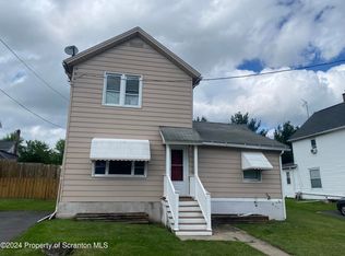 1112 W Lackawanna Ave, Blakely, PA 18447