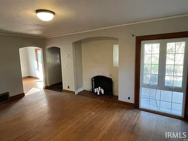 715 S Henderson St — Photo 9