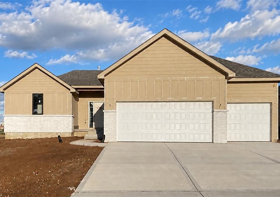 1st image of 19317 Skyview Ln