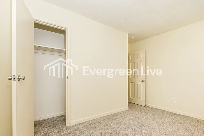 2611 Onaoto Ave — Photo 13