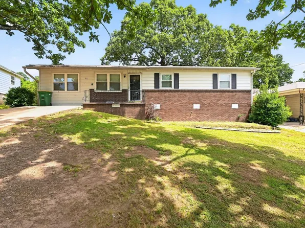 32 Oakview Dr, North Little Rock, AR 72118
