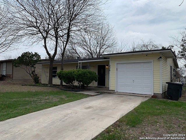 226 LIVELY DR, San Antonio, TX 78213 | MLS #1677970 | Zillow