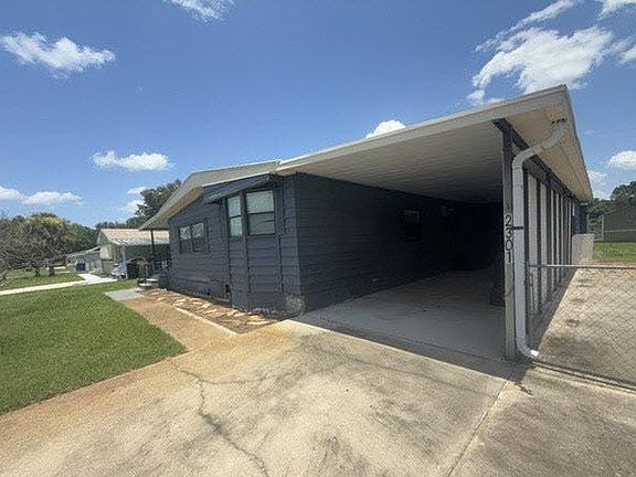 5th image of 2301 Temple Ln