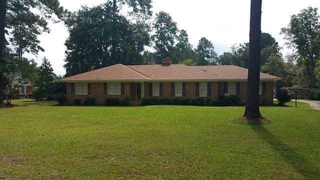 1st image of 604 S Dogwood Dr