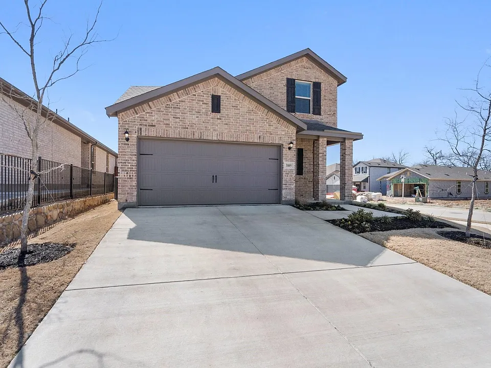 3105 Bedstraw Ln