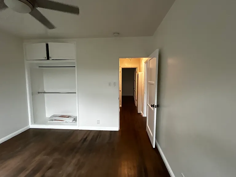 715 W Hamilton Pl — Photo 9
