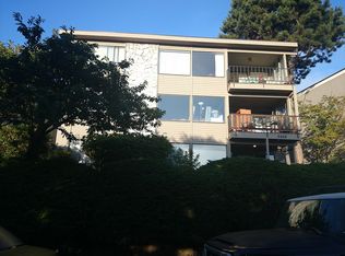 3635 24th Pl W APT 2, Seattle, WA 98199