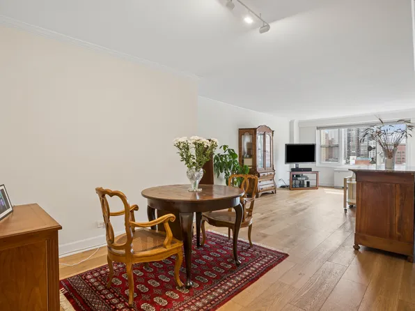 400 East 77th Street image 1 of 3