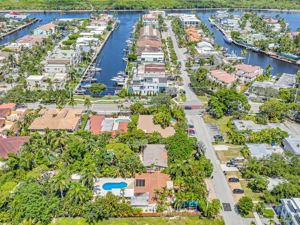 2627 NE 14th Street, Fort Lauderdale, FL 33304