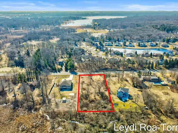 893 W Lakewood Blvd, Holland, MI 49424