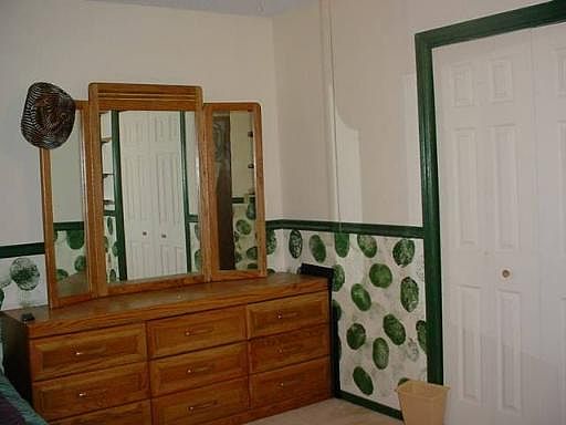 4th image of 7914 LEAFY HOLLOW