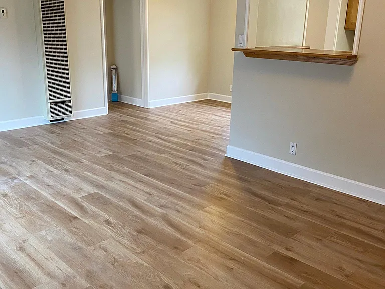 280 Everett Ave — Photo 3