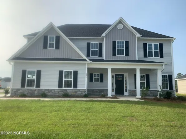 236 Crossroads Store Drive, Jacksonville, NC 28546