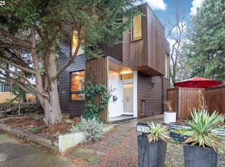 7835 N Burrage Ave, Portland, OR 97217