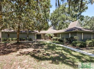 10 N Cromwell Rd, Savannah, GA 31410