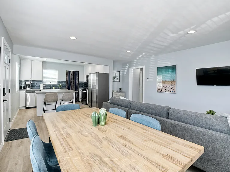 6836 Tower St #6836 — Photo 11