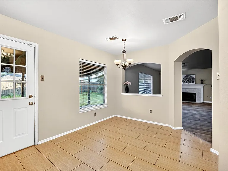 11526 Socorro Ln — Photo 17