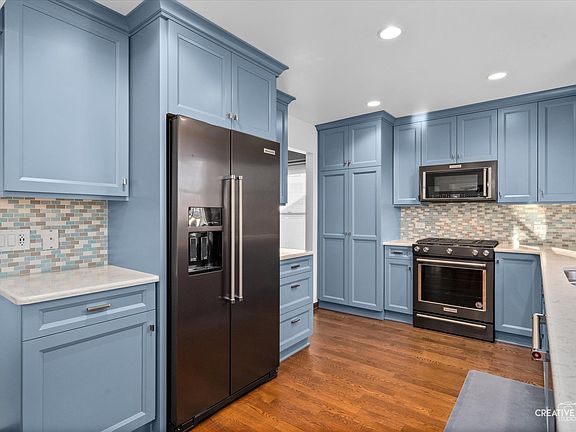 3rd image of 238 Ketten Dr