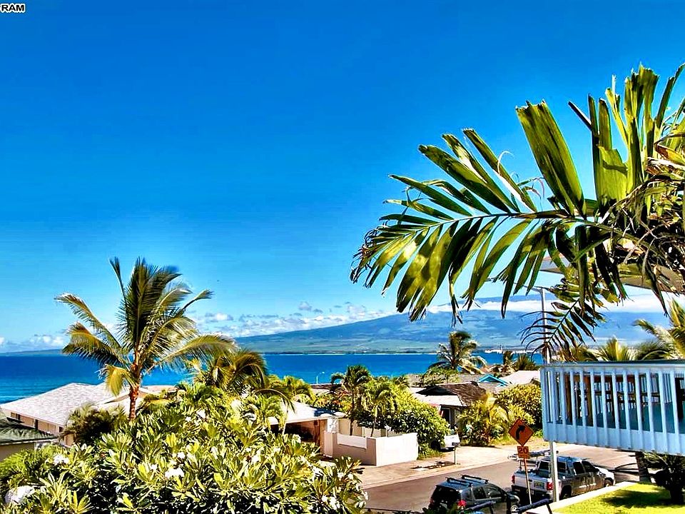 Ocean and Mountain Views