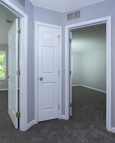 1041 Oberlin Rd — Photo 34