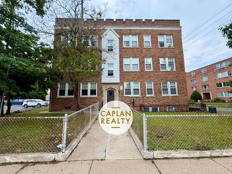 405 Main St #O6 — Photo 14