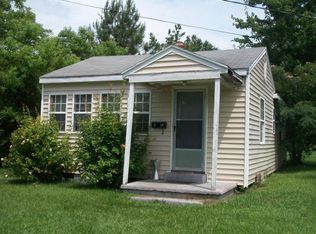 314 W Carr St, Wallace, NC 28466