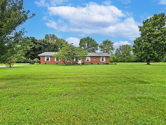 3rd image of 913 Hopewell Rd