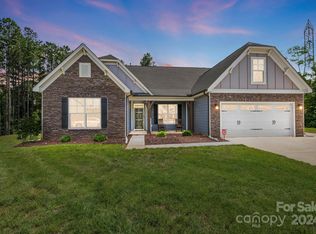 3070 Birch Creek Dr, Gastonia, NC 28054