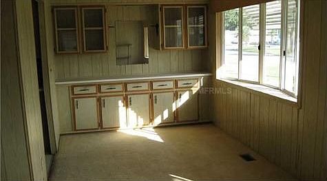 4th image of 1038 S Capella Dr