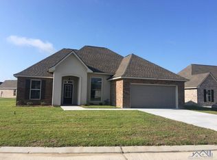 151 King George Dr, Thibodaux, LA 70301