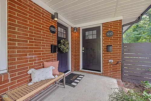 1210 Washington St Photo 1