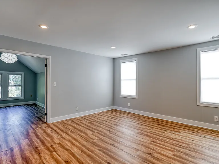 2103 Wrocklage Ave — Photo 25