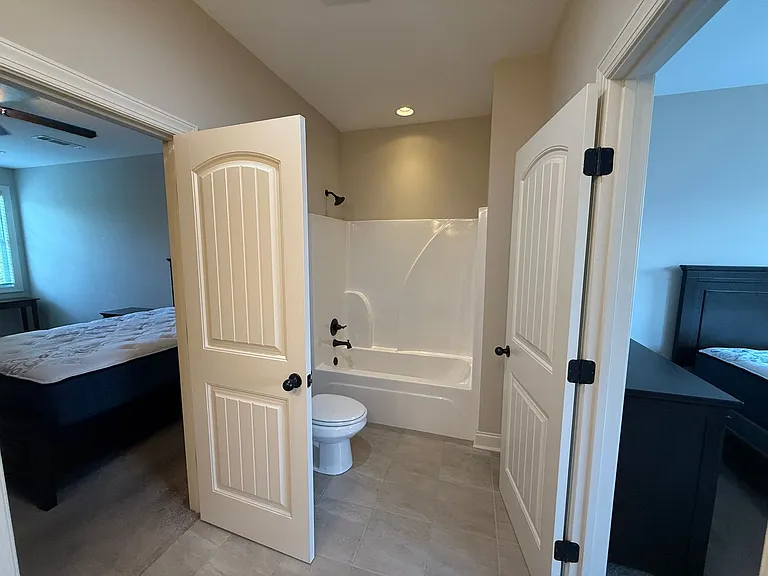 3855 Academy Dr #402 — Photo 31