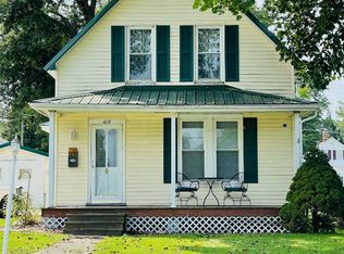 419 W Adams St, Pittsfield, IL 62363