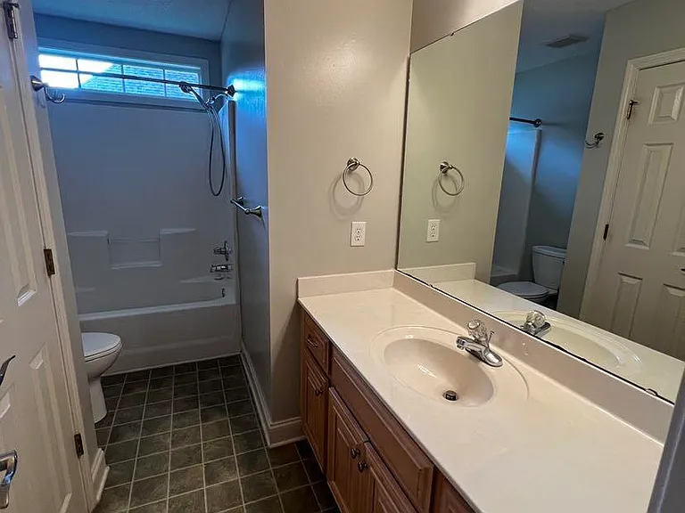 306 Hummingbird Ln — Photo 17