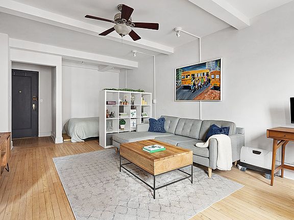 2nd image of 201 W 16th St APT 10C